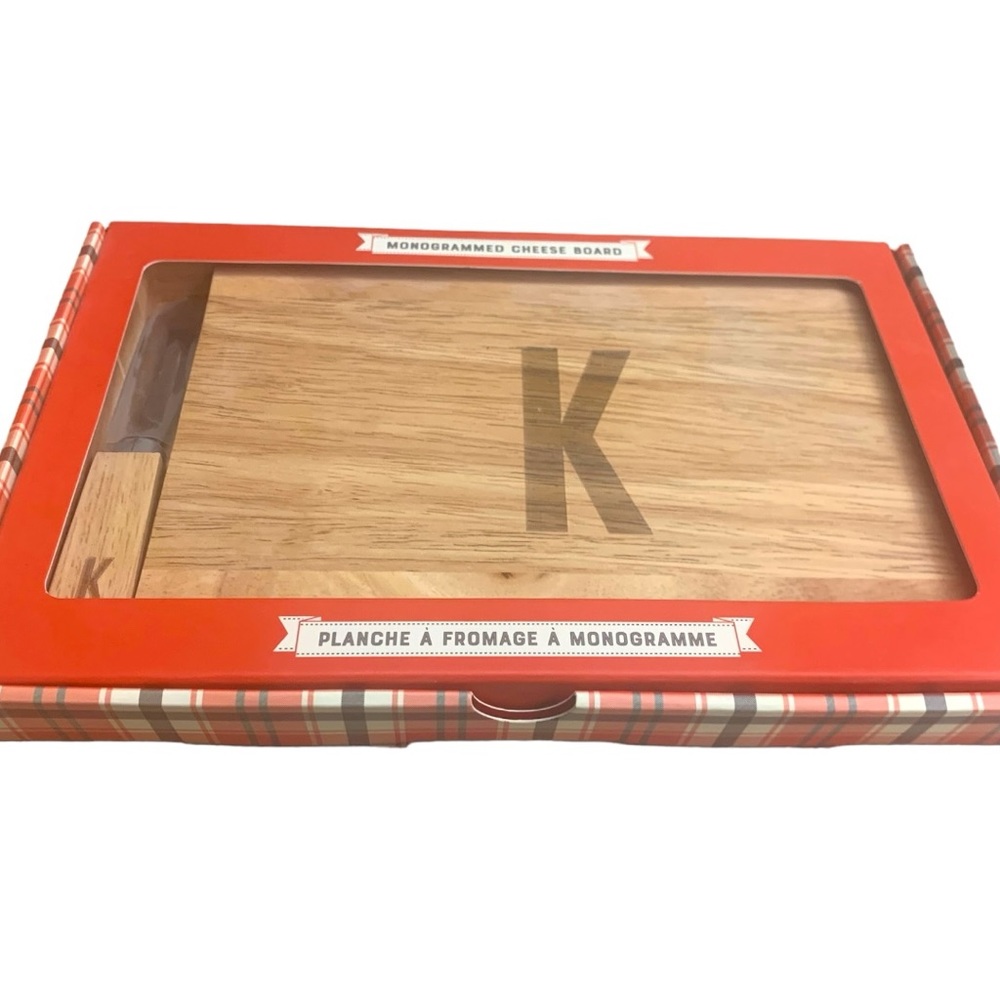 NWT Indigo Grained Wood Monogrammed Letter K Cheese Board With Serving Knives